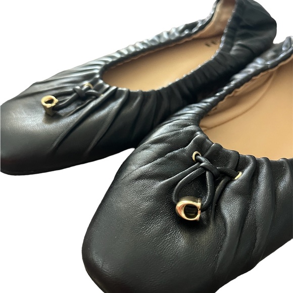 Coach Women’s Flats - Picture 2 of 4